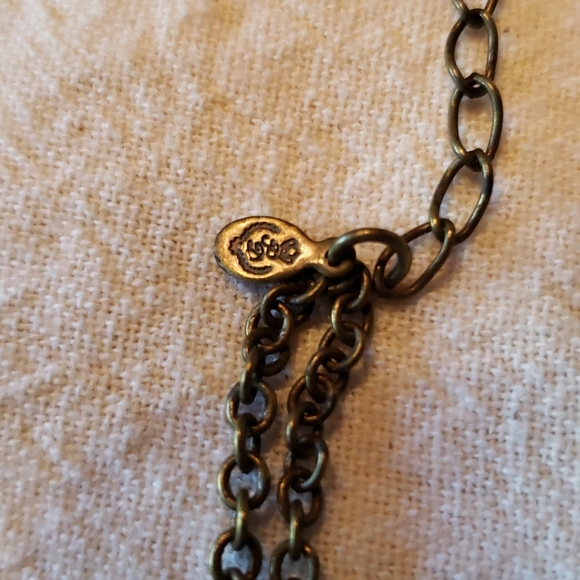 Drapping Necklace with Gem Chips and Beads - Picture 3 of 6